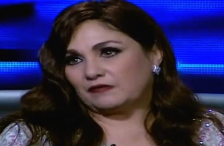بالفيديو...تصريحات مثيرة لشيرين حول قبلاتها مع عادل إمام