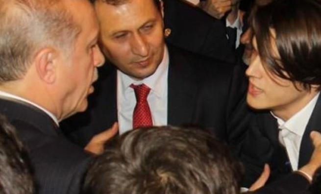 شاب تركي يسنجد بـ أردوغان ويطلب مساعدتهلخطبةالفتاة التي يحبها