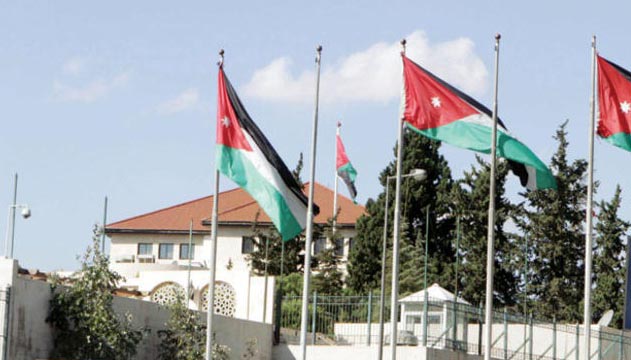 نظام لإلزامية تشغيل العمالة الأردنية بمشاريع المحافظات