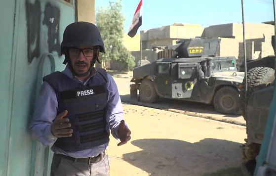 شاهد كيف نجا فريق “بي بي سي عربي” بأعجوبة من تفجير انتحاري بالموصل “فيديو”