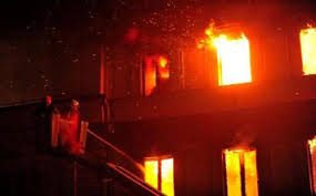 اربد ..إصابة (8) أشخاص اثر نشوب حريق داخل منزل