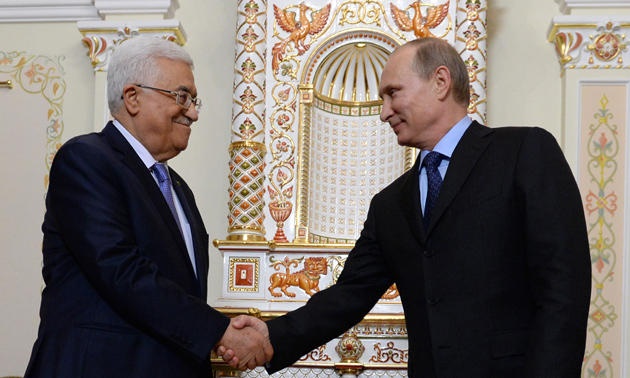 عباس يطلب مساعدة بوتين لمنع نقل السفارة الأميركية للقدس