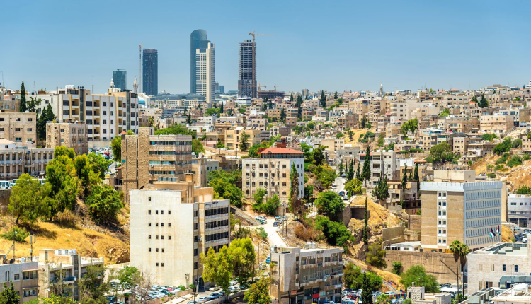 أجواء معتدلة في أغلب المناطق اليوم ومغبرة بوجه عام حتى الاثنين