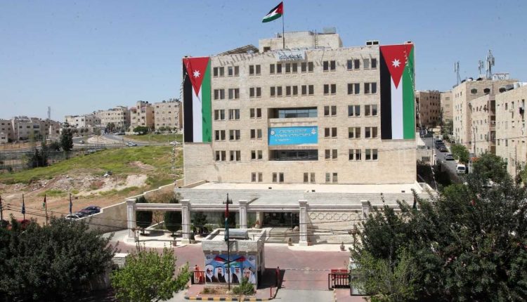 إطلاق جائزة الموظف المثالي في الخدمة المدنية