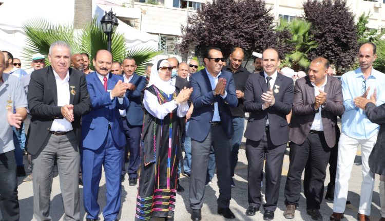 التربية تحتفل بزفاف ولي العهد