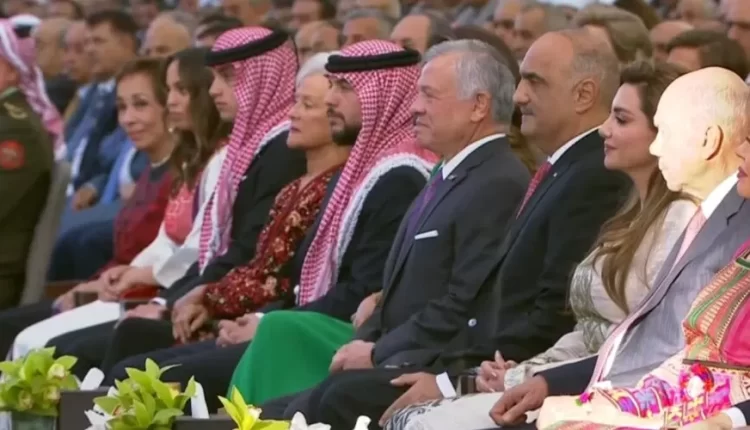 الملك يرعى حفل عيد الاستقلال السابع والسبعين