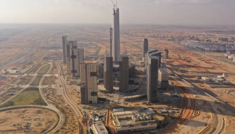 تجربة جديدة للعمل من المنزل بمصر.. ومخاوف من استغلالها لتسريح موظفي الحكومة