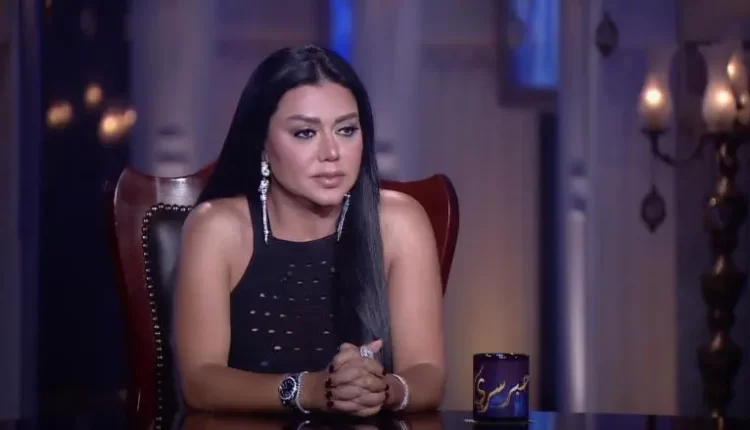 رانيا يوسف تعتذر عن مسرحية "قمر الغجر"