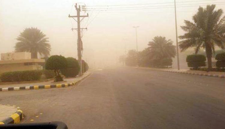 طقس مغبر وتحذيرات من انعدام الرؤية بالمناطق الصحراوية اليوم وغدًا