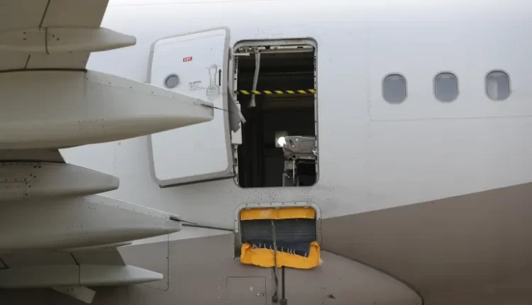 محاكمة كوري جنوبي فتح باب طائرة ركاب في الجو