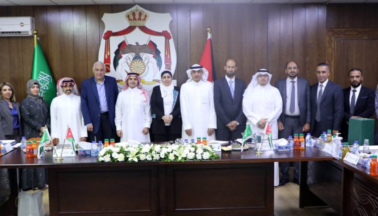 وفد سعودي يزور وزارة العمل وهيئة تنمية المهارات