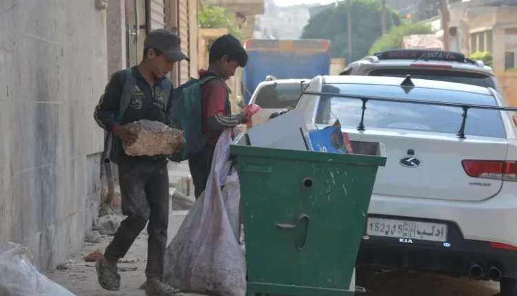 318 ألف متسرب من الدراسة.. معظم الأطفال في الشمال السوري يتجهون للعمل