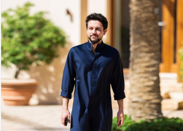 الملكة لولي العهد: العمر كله بسعادة وهداة بال