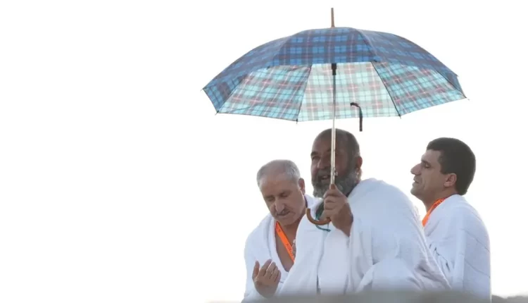 الصحة السعودية تصدر تنبيهاً للحجاج من ضربات الشمس