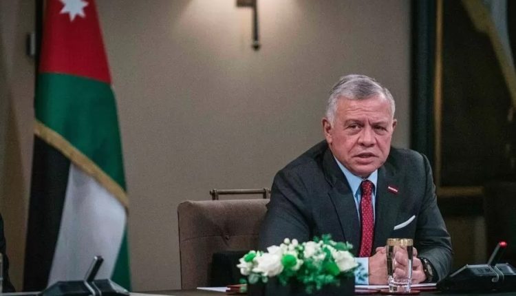 الملك يلتقي ممثلين عن قطاع الصناعات الغذائية