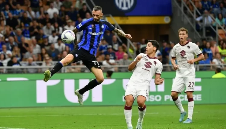 النصر يقترب من الكرواتي بروزوفيتش.. وبرشلونة يستسلم