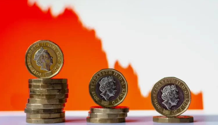 بريطانيا.. التضخم يضع الملايين أمام خطر انفجار أزمة القروض