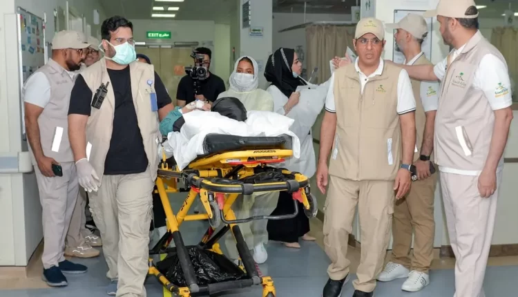 تصعيد الحجاج المرضى من مستشفيات جدة إلى مستشفى جبل الرحمة في مكة