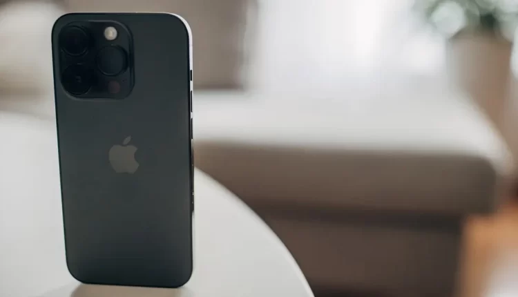 تفاصيل سرية لم تعرفها من قبل.. هذا ما تخفيه تطبيقات آيفون