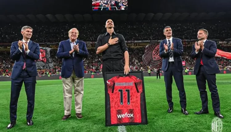 زلاتان ابراهيموفيتش يودع كرة القدم بالدموع