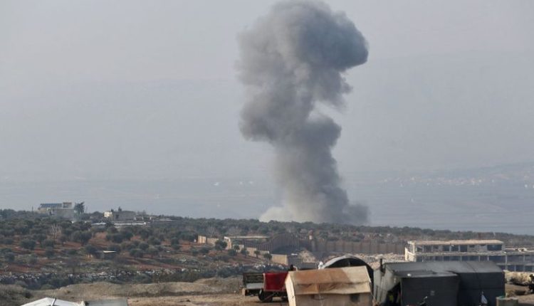 عشرات القتلى والجرحى في قصف روسي على سوق للخضار بريف إدلب