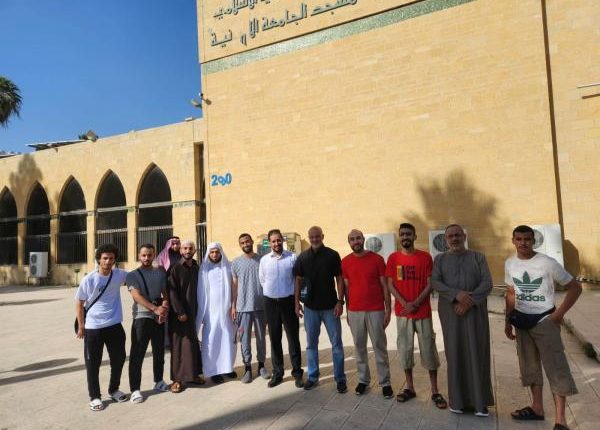 "الأردنية" تسيّر رحلة علمية وعملية لطلبتها لأداء فريضة الحج