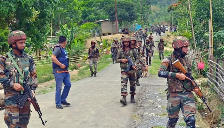 متظاهرون يحرقون منزل وزير هندي في ولاية مانيبور