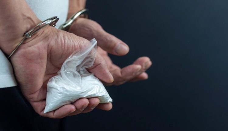 ضبط 6 تجار ومروجي مخدرات أحدهم مصنف خطر