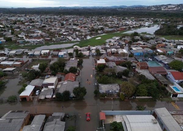 مقتل وفقدان 31 شخصاً جراء إعصار في البرازيل
