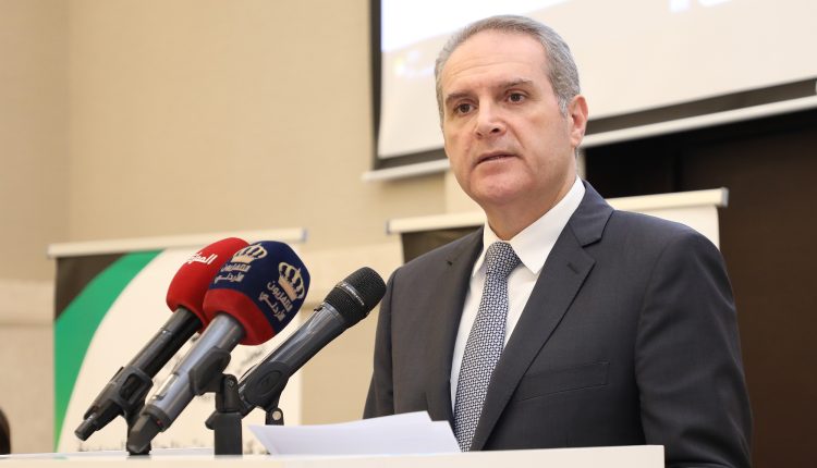 وزير الصحة يودع البعثة الطبية الأردنية المرافقة للحجاج