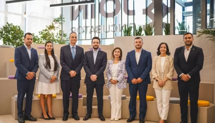 ولي العهد يفتتح مركز التكنولوجيا المالية