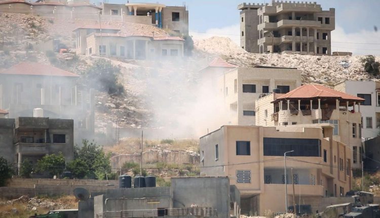 نواب بريطانيون يستنكرون الاعتداء العسكري الإسرائيلي على جنين