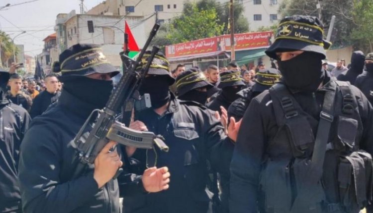 كتيبة جنين التابعة لسرايا القدس: مجاهدونا فجروا عددا من العبوات في تمركز لآليات الاحتلال على مدخل مخيم جنين