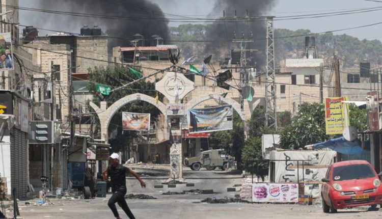 وسائل إعلام إسرائيلية: الجيش يستعد للقيام بمزيد من المداهمات ضد أهداف في جنين