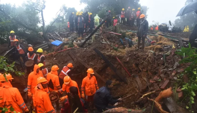 27 قتيلا و50 مفقودا جراء انزلاق التربة في الهند