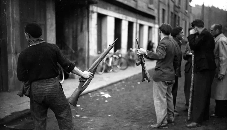 "حرب الفحم".. هكذا نجت فرنسا من أزمة غذائية وصناعية