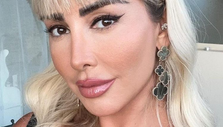 بقرار صادم.. جويل ماردينيان تبتعد عن انستقرام!