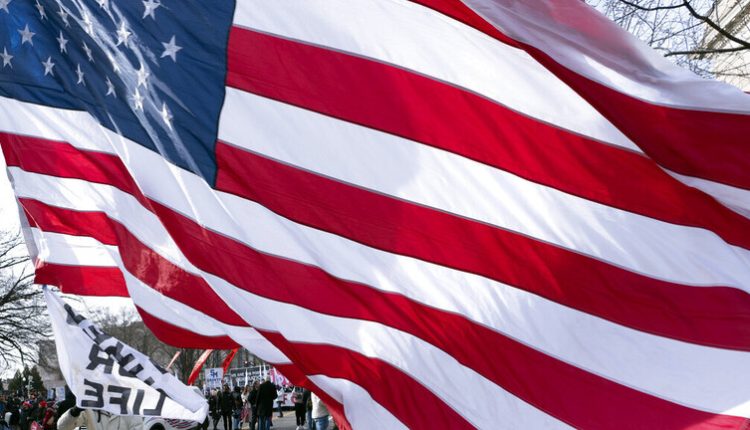 السجن 18 عاما لرجل من ولاية فلوريدا لدعمه "داعش"