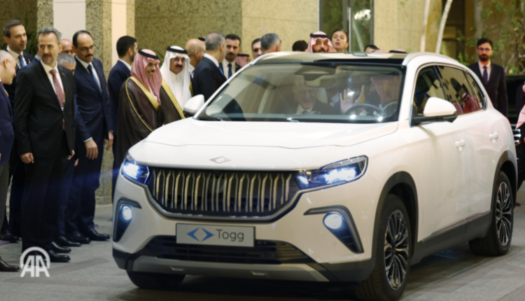 أردوغان يهدي بن سلمان "باموق قلعة"