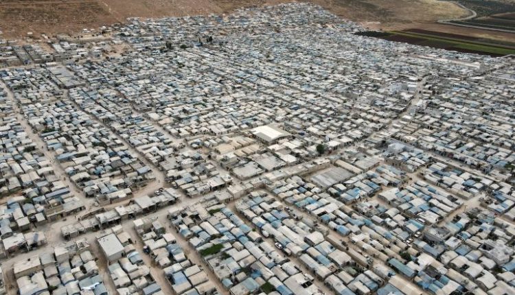 أوضاع إنسانية صعبة للنازحين على الحدود السورية التركية