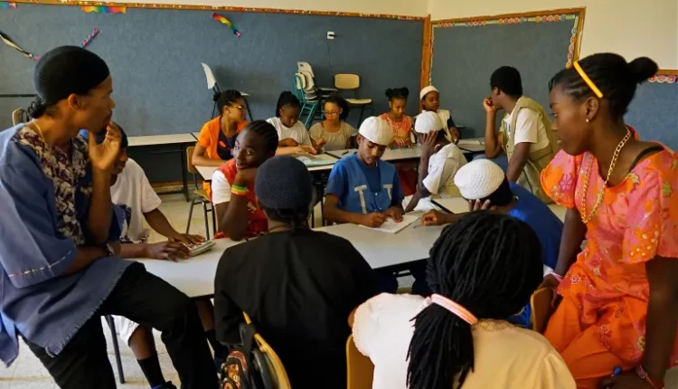 مقال بإندبندنت: عشرات العبرانيين الأفارقة يواجهون الترحيل من إسرائيل