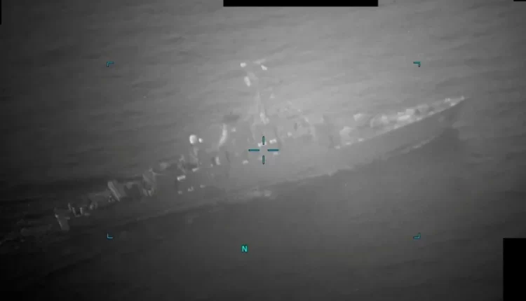 إيران: ناقلة النفط المحتجزة تحمل 900 طن من النفط المهرب