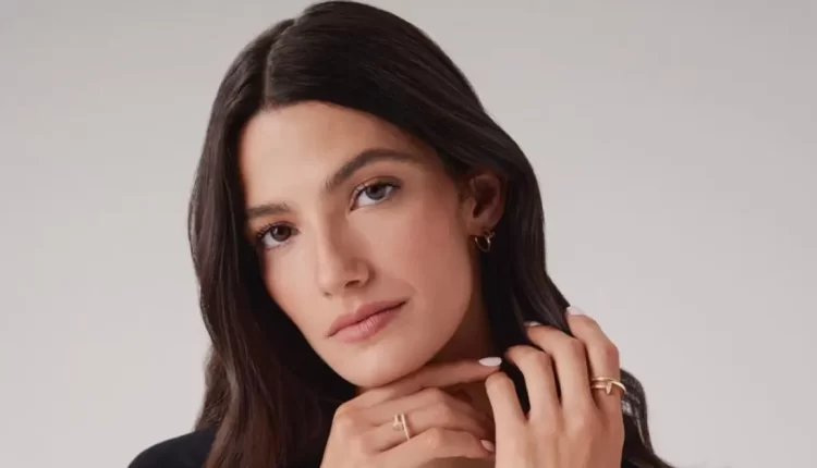 تارا عماد: السوشيال ميديا سلاح ذو حدين