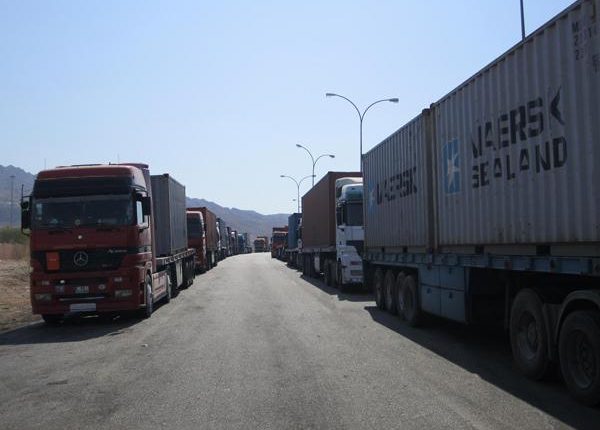 الأردن يمنع عبور "شاحنات الترانزيت" المصنوعة قبل عام 2004 باتجاه السعودية