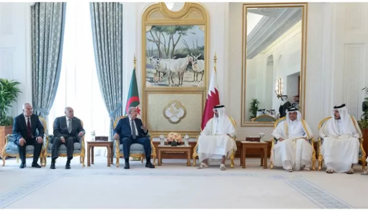 أمير قطر يبحث مع الرئيس الجزائري قضايا إقليمية ودولية