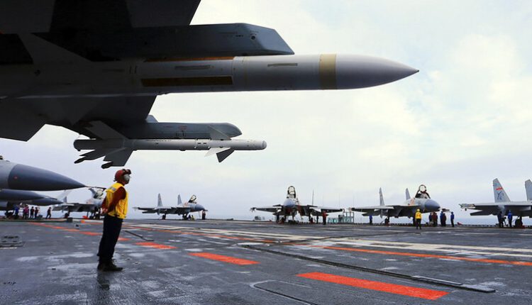 الصين.. تجنيد عدد قياسي من طلاب القوات الجوية هذا العام