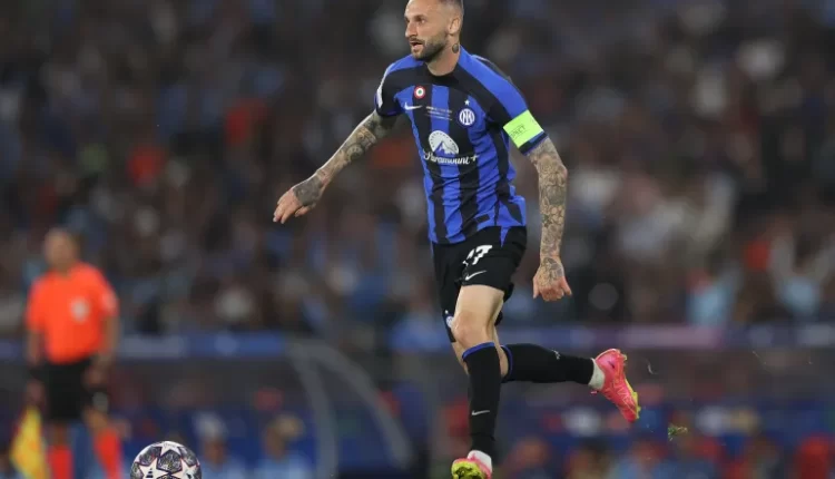 بعد توقف الصفقة أياما.. بروزوفيتش ينضم إلى النصر السعودي