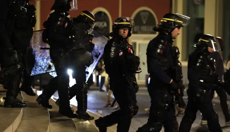 بعد ليال دامية.. هدوء حذر يعود لفرنسا