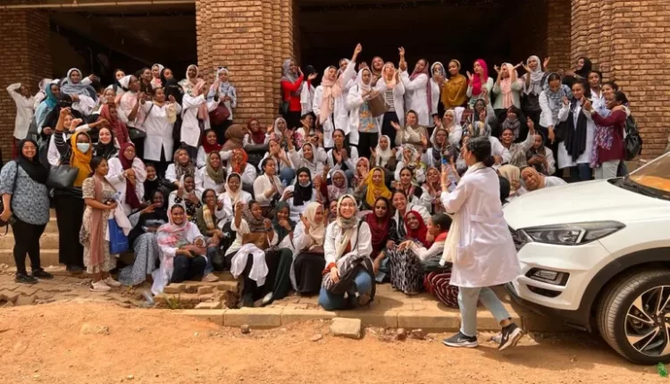 بعضهم كان على وشك التخرج.. معارك السودان تلقي بـ 200 طالب فلسطيني في مهب الريح