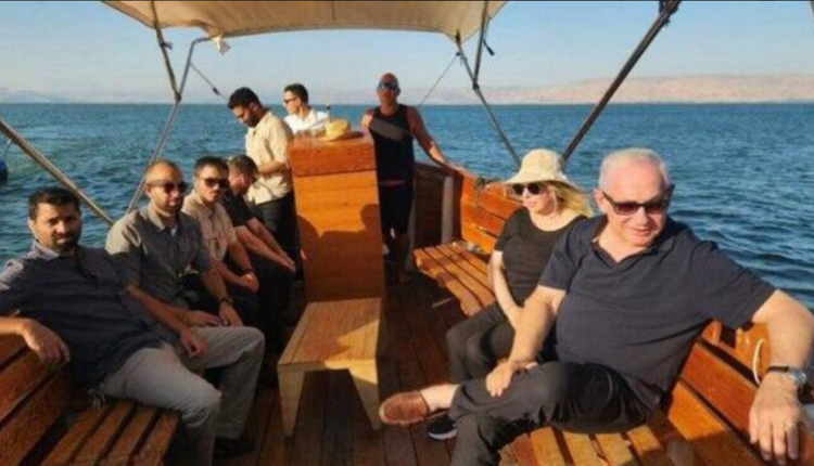 رحلة مع سارة على متن قارب في طبريا انتهت في غرفة الطوارئ!